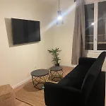 Le Charles Iii : Elegance Et Serenite Lägenhet *