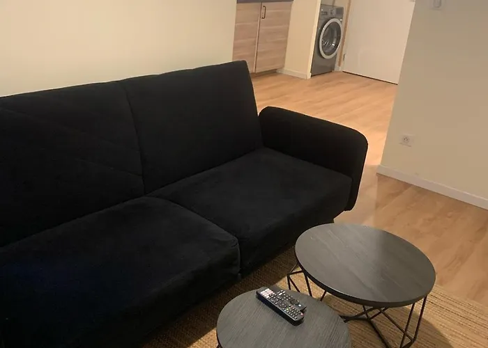 Le Charles Iii : Elegance Et Serenite نانسي